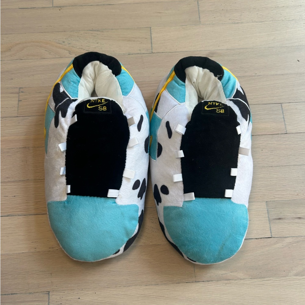 Nike SB Plush Slippers